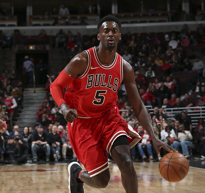 NBA总决赛赛程吃紧，芝加哥公牛赛后止住颓势，更衣室稳定，阵容厚度经受考验的简单介绍-电竞竞猜